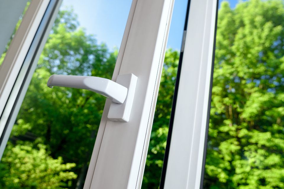 Comment savoir si vos menuiseries extérieures doivent être remplacées ?